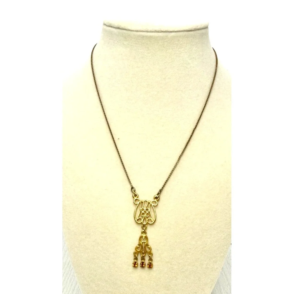 Vintage 90s Art Nouveau Gold Tone Floral Scroll Pendant Necklace 16in